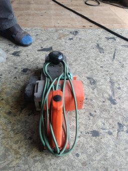 elektricky hoblík - 2