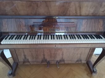 Prodám pianino zn. Petrof - 2