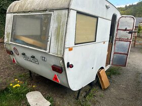 karavan obytný 1978 vlastní výroba - 2