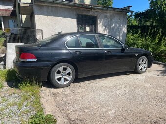 BMW 745i e65 V8 4,4L na ND - 2