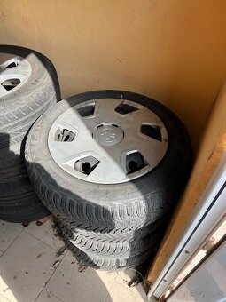 Pneu 185/60R15 zimní - 2