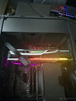 SAPPHIRE NITRO+ AMD Radeon RX 6800 16GB - 2