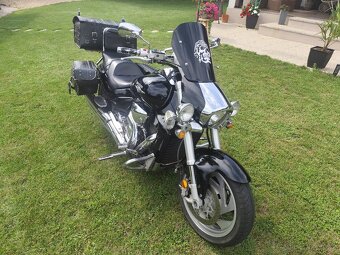 Suzuki VZR 1800 R - 2