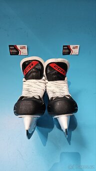 CCM Jeetspeed FT670 9R - 2