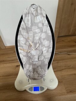 Lehátko 4moms MamaRoo - polohovatelné, vibrační, hrací - 2