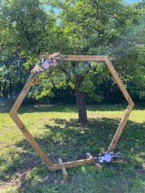 Slavobrána hexagon k pronájmu - 2