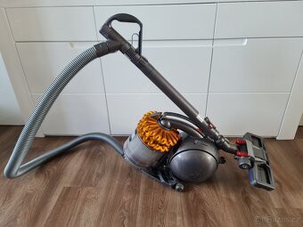 Bezsáčkový vysavač Dyson DC 52 Allergy - 2