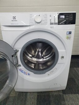 Pračka Electrolux EW6F448BUC A+++ - 2