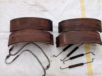 Brzdové čelisti na Multicar M22 - 2