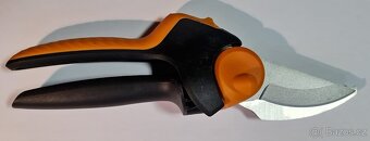 FISKARS P961 PowerGear X - Nůžky zahradní NOVÉ - 2