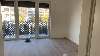 Pronájem nového bytu 1+kk 32 m2, Praha 5, Barrandov - 2