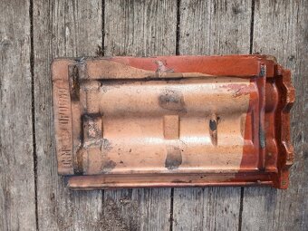 Pálené tašky cca 2500 ks - 2