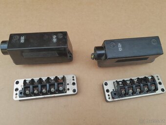 Bakelitové konektory (2ks) - 2