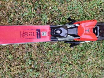 Skoro nové lyže Atomic Redster G9 188 cm - 2