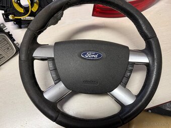 Prodám náhradní díly Ford Mondeo MK4 2007-2012 - 2