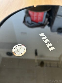 Tesla Roboticky vysavač T60 - 2