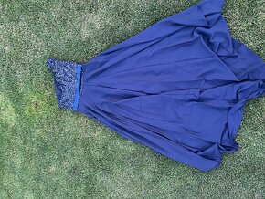 Nádherné společenské šaty - 2