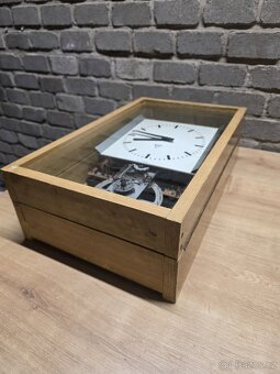 Matiční hodiny Pragotron - 2