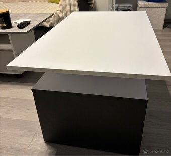 Konferenční stolek - 2