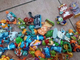 Kinder figurky postavičky hračky sada - 2