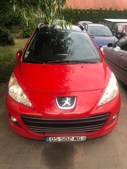 Peugeot 207 1,4 combi break rok 2011 - 2