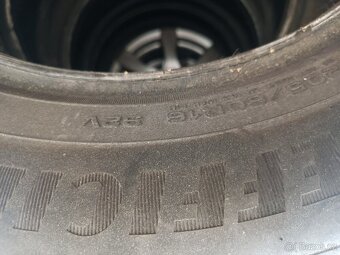 Pneu 205/60 16 - 2