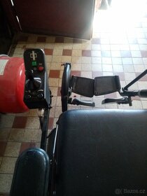 Elektricky invalidni vozik - 2