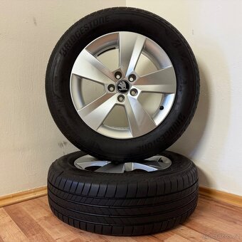 ŠKODA KAMIQ 5x100 R16 ET38+LETNÍ 205/60R16 6,5mm - 2