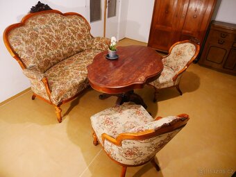 STAROŽITNÁ SOFA VE STYLU BIEDERMEIER - 2