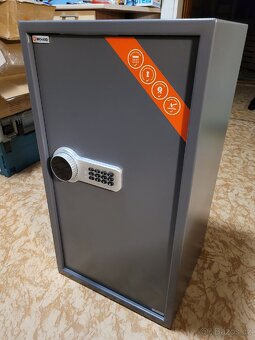 Trezor Brihard - 2