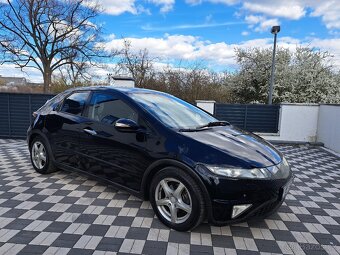 Honda Civic 2.2CDTi 5xDveře,Pěkný stav,Bez koroze - 2