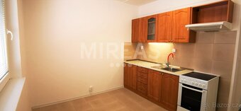 Milovice, pronájem bytu 2+1 s lodžií, 64 m2, okr. Nymburk - 2