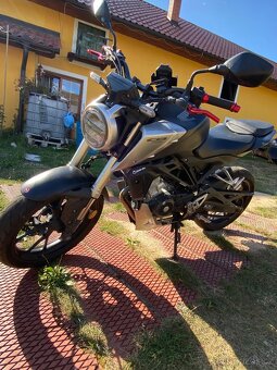 CB 125 R - 2