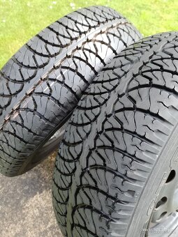 Dvě letní pneu GOODYEAR - 2