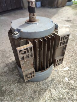 Elektromotor 0.75 kW 2800 ot. - 2