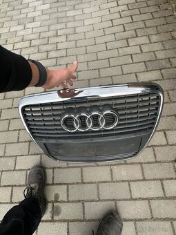 Přední mřížka Audi a6 c6 - 2