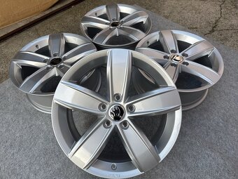 VW PASSAT B8 SKODA SUPERB 3 5X112 R17 6,5J ET41 - 2