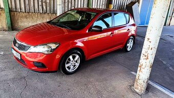 kia ceed 1.4 benzin ( velice pekny stav ) - 2