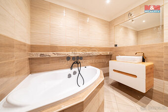 Prodej bytu 2+1, 60 m², Sokolov, ul. Jelínkova - 2