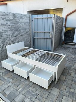Prodám postel + 3 šuplíky pod postel - 2
