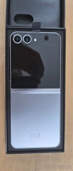Samsung Galaxy Z Flip 6 - 2