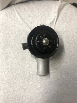 KOMPLETNĚ REPASOVANÉ VODNÍ ČERPADLO - 2