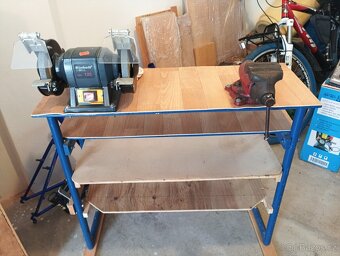 zánovní mini regál s Bruskou a Svěrákem - 2