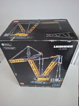 LEGO 42146 Technic Liebherr LR13000 - 2
