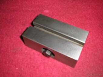 Příslušenství k soustruhu Tos MN 80 stolek - 2