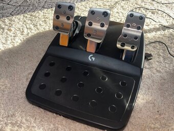 Volant Logitech G923 + řadící páka - 2