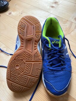 Sálovky Asics vel 35,5 - 2