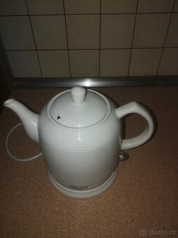 keramická rychlovarná konvice ADLER - 2