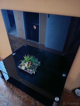 TV stolek + 2 skřínky - 2