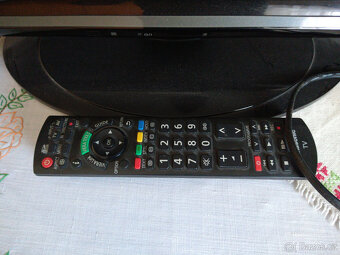 LCD televizor PANASONIC - 2